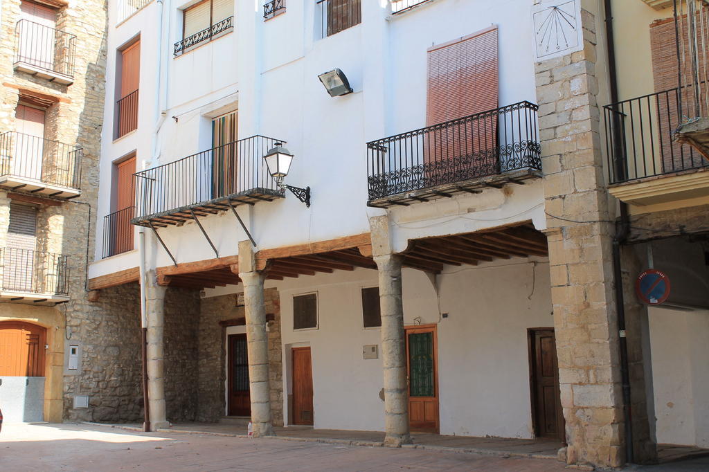Casa Rural El Planet De Maella Casa Rural En Castellon Casa Rural Con Jacuzzi Casa Rural En Xert Casa Rural Cerca De Morella Chert 객실 사진